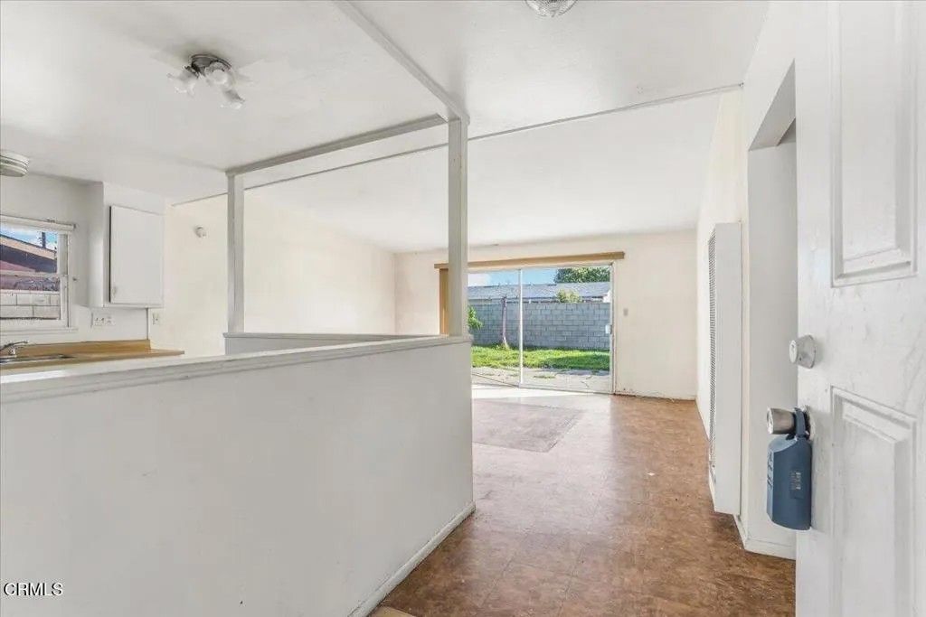 Photo of 1820 Claremont Drive, Oxnard, CA 93035 (MLS # V1-34577)