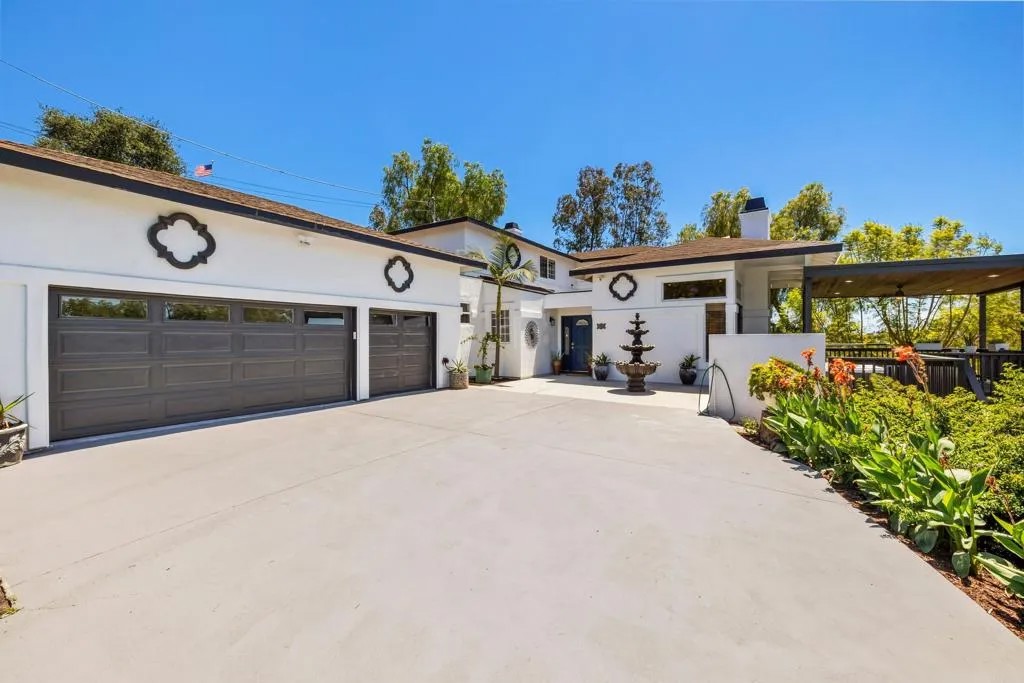 2143 Tierra Verde Road