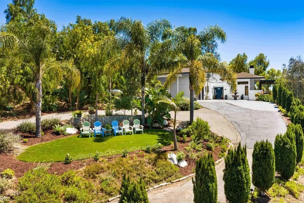 2143 Tierra Verde Road
