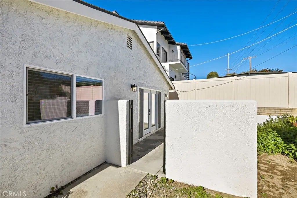 Photo of 118 Avenida Santa Margarita #B, San Clemente, CA 92672 (MLS # OC25281707)