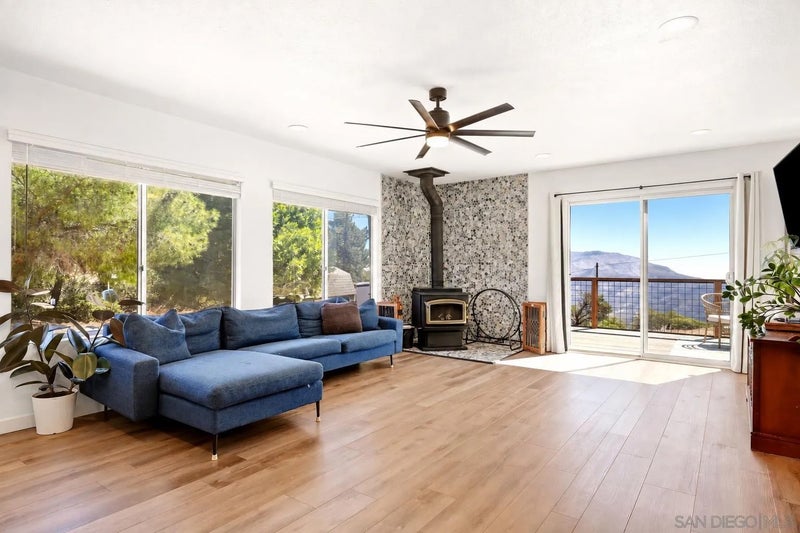 3250 Salton Vista Drive