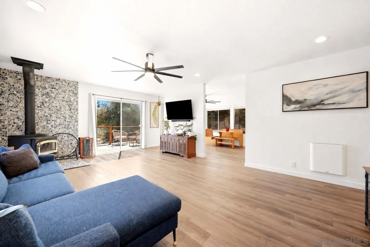 3250 Salton Vista Drive