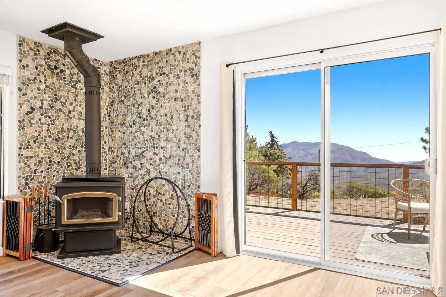 3250 Salton Vista Drive
