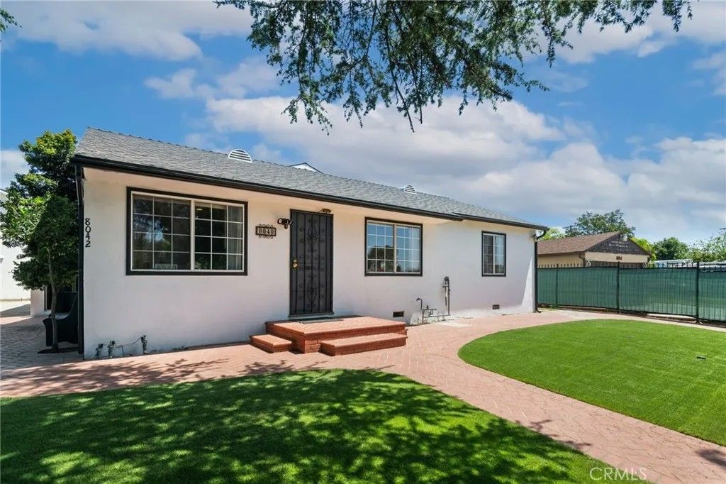 Photo of 8040 Ranchito Avenue, Panorama City, CA 91402 (MLS # SB26085812)