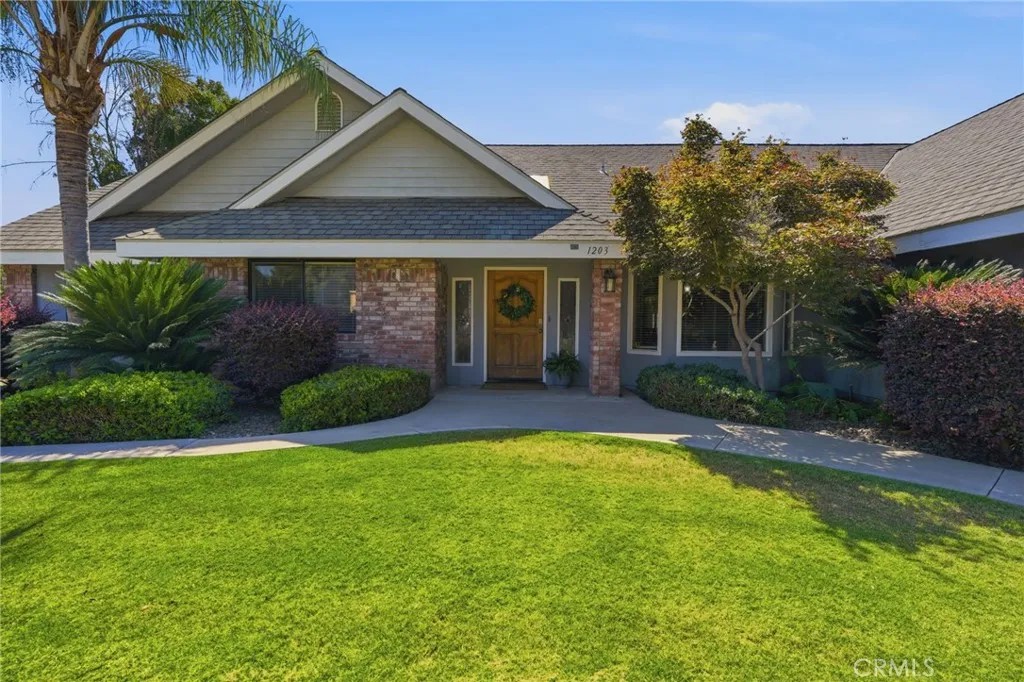 1203 N Tommy Court