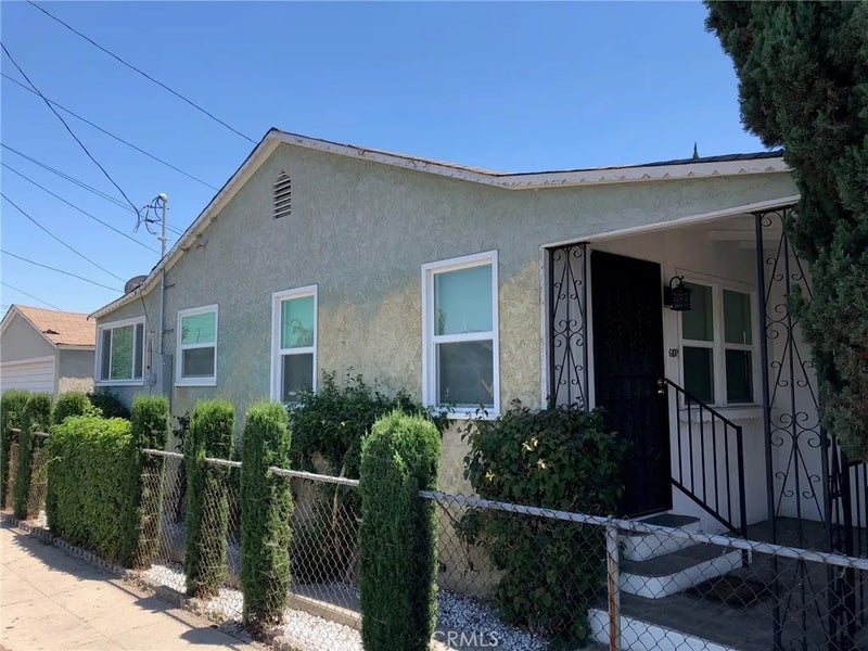 6102 Gifford