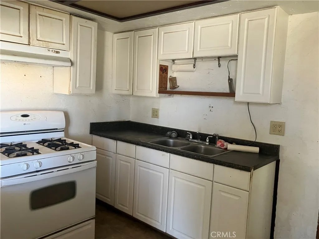 21989 Widgeon Way (Flint)