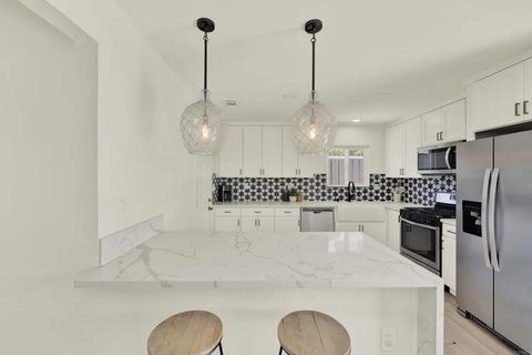 Photo of 231 Cananea Street, Vista, CA 92084 (MLS # NDP2508126)