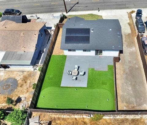 Photo of 231 Cananea Street, Vista, CA 92084 (MLS # NDP2508126)