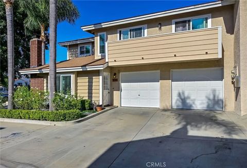 Tiny photo for 300 CUTTER Way, Costa Mesa, CA 92627 (MLS # PW25236575)