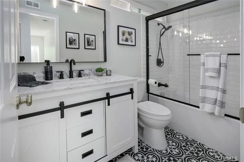 Tiny photo for 300 CUTTER Way, Costa Mesa, CA 92627 (MLS # PW25236575)