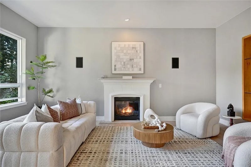 7010 Pinehaven
