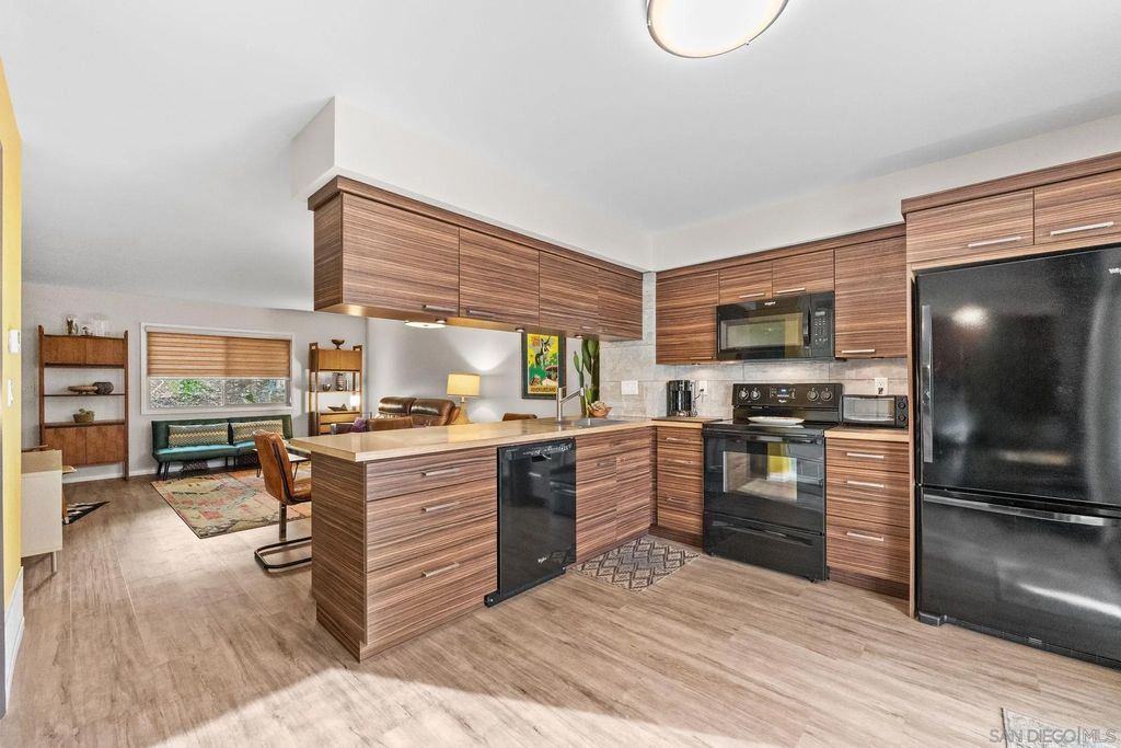 Photo of 5800 Lake Murray Blvd #88, La Mesa, CA 91942 (MLS # 260006351)