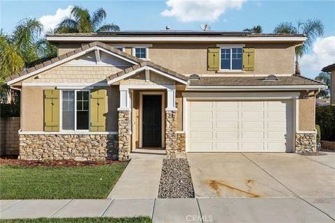 Photo of 19813 Alyssa Drive, Newhall, CA 91321 (MLS # IG26053196)