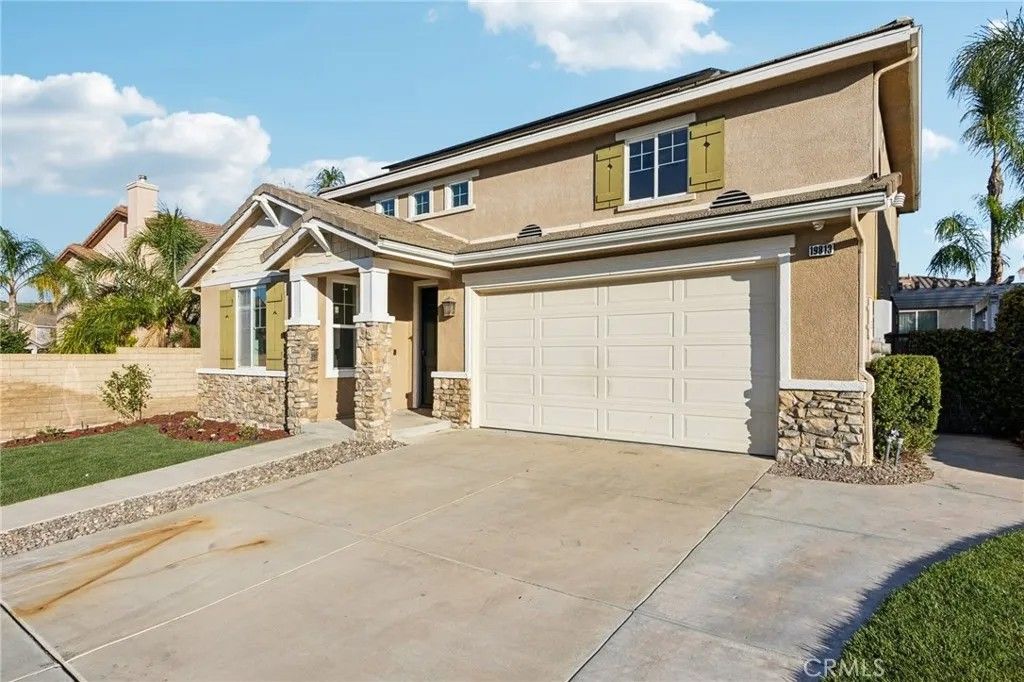 Photo of 19813 Alyssa Drive, Newhall, CA 91321 (MLS # IG26053196)