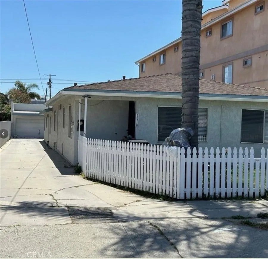 Photo of 1510 W 227th St, Torrance, CA 90501 (MLS # IN26194578)