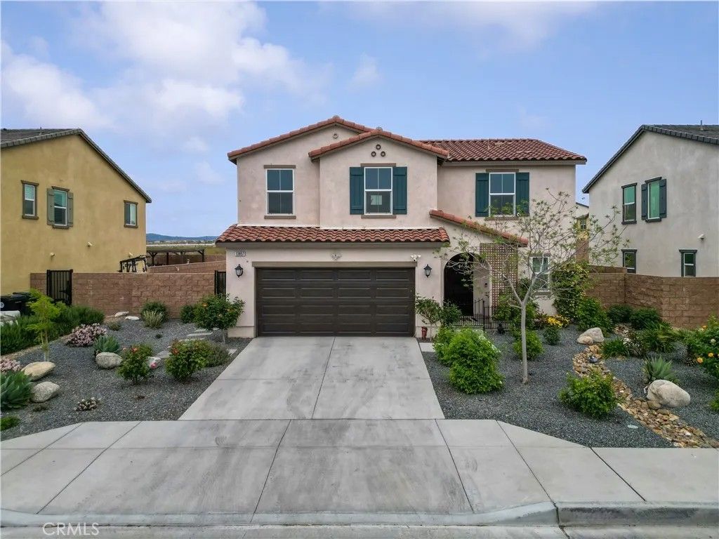 Photo of 13857 Raven Street, Victorville, CA 92392 (MLS # IV26070421)