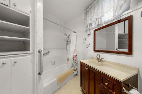 Tiny photo for 10111 Pinnacle Lane, La Mesa, CA 91941 (MLS # PTP2509134)