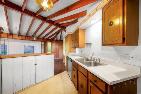 Tiny photo for 10111 Pinnacle Lane, La Mesa, CA 91941 (MLS # PTP2509134)