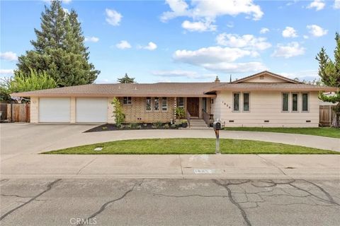 Photo of 1620 Sharon Dr, Yuba City, CA 95993 (MLS # OR25245369)