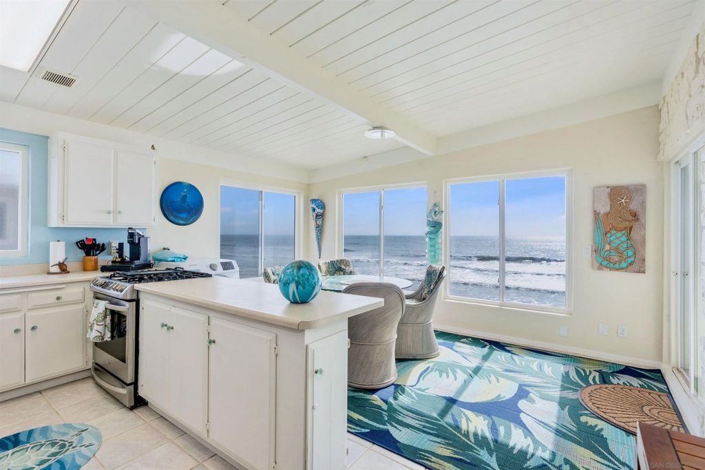 Photo of 1630 #D Seacoast Dr, Imperial Beach, CA 91932 (MLS # 260012369)