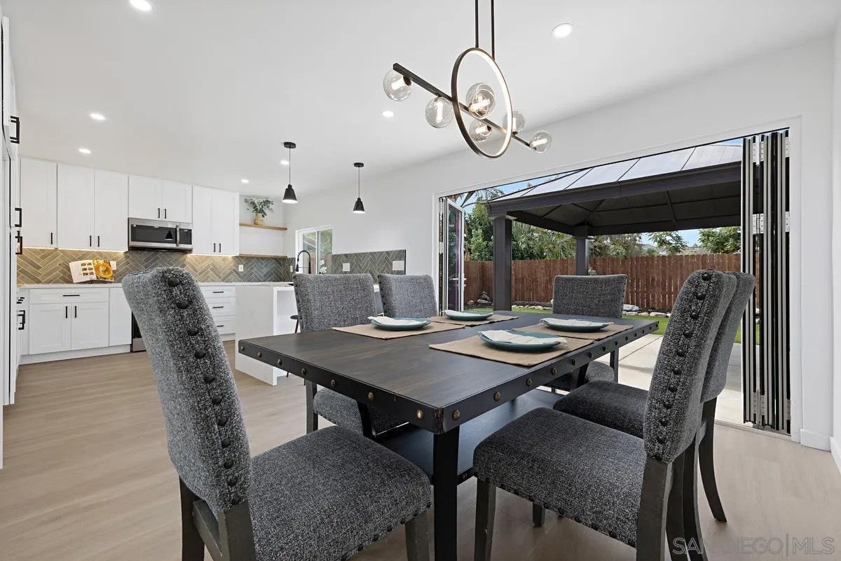 10416 Plaza Paseo Dr