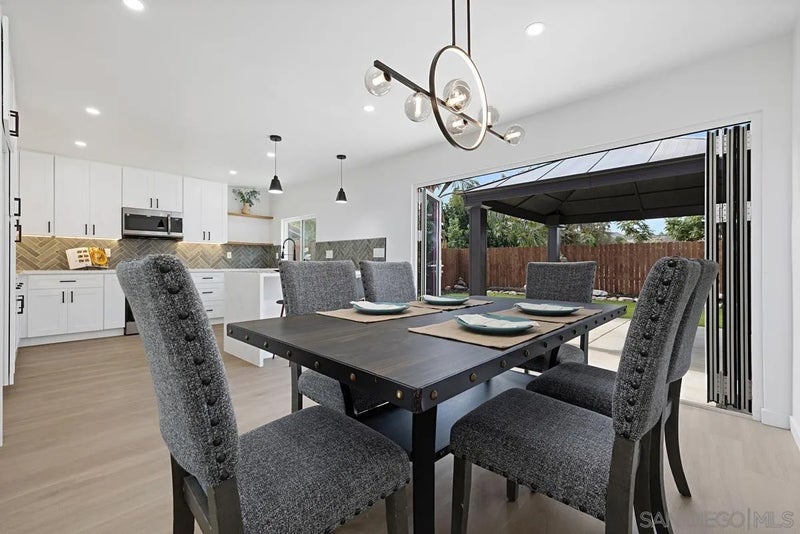 10416 Plaza Paseo Dr