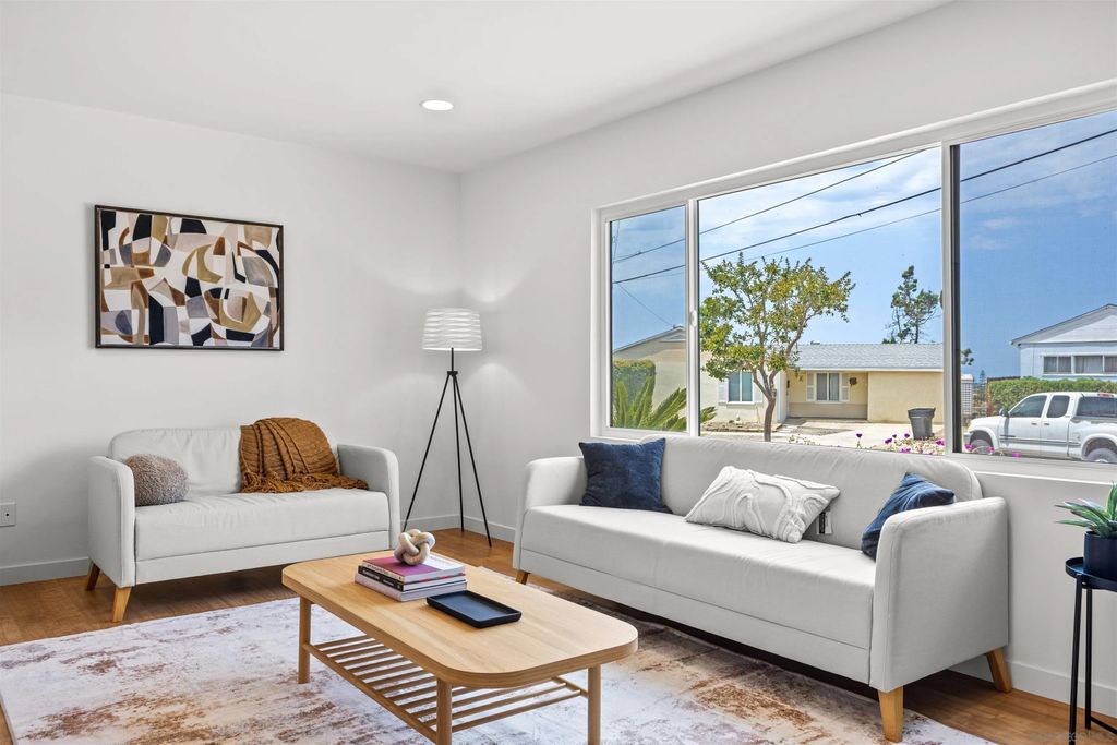 Photo of 3115 Geronimo Ave, San Diego, CA 92117 (MLS # 260005903)