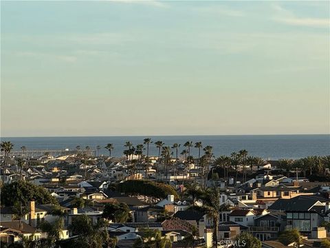 Photo of 220 Nice Ln #110, Newport Beach, CA 92663 (MLS # NP26038885)