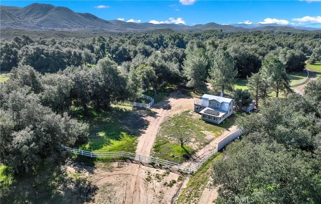 Photo of 36000 Tenaja Truck Trail, Lake Elsinore, CA 92530 (MLS # OC25004613)