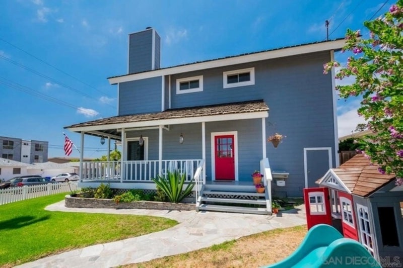 1470 Evergreen