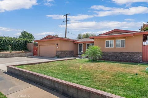 Tiny photo for 394 S Eucalyptus AVE, Rialto, CA 92376 (MLS # DW26181562)
