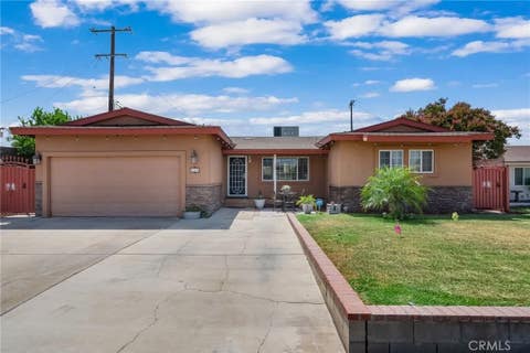 Tiny photo for 394 S Eucalyptus AVE, Rialto, CA 92376 (MLS # DW26181562)