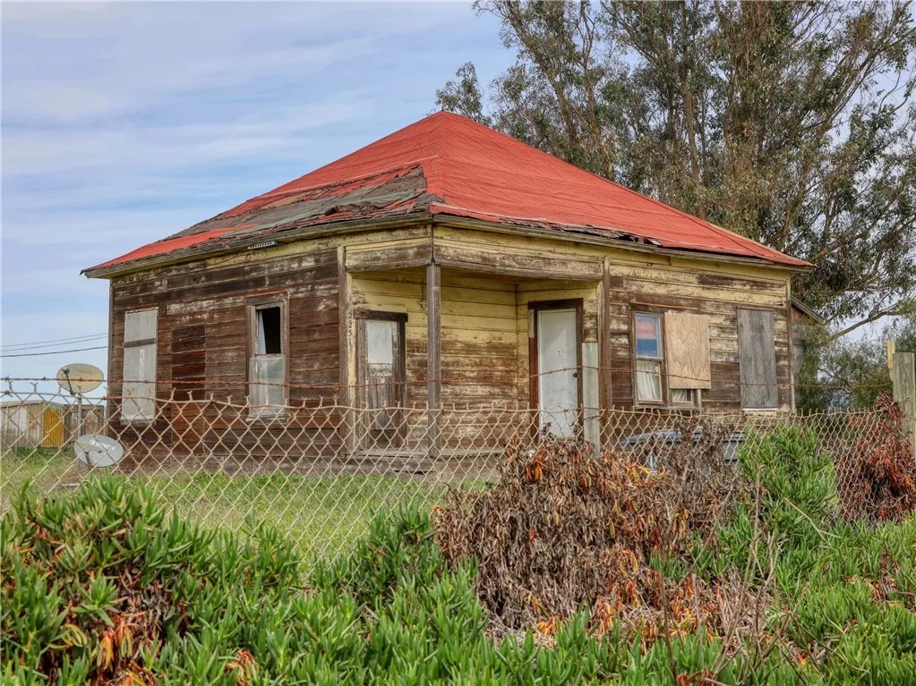 31 Cabrillo Highway