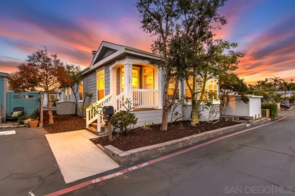 Photo of 699 N Vulcan Ave #Spc 134, Leucadia, CA 92024 (MLS # 260009697)