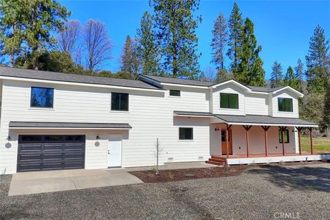 Photo of 3181 Triangle Park Drive, Mariposa, CA 95338 (MLS # FR26050263)