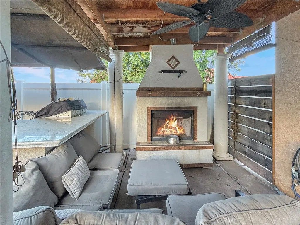 Photo of 9100 Clay Canyon Dr, Corona, CA 92883 (MLS # IG26060669)