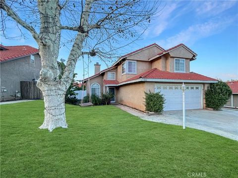 Photo of 9100 Clay Canyon Dr, Corona, CA 92883 (MLS # IG26060669)