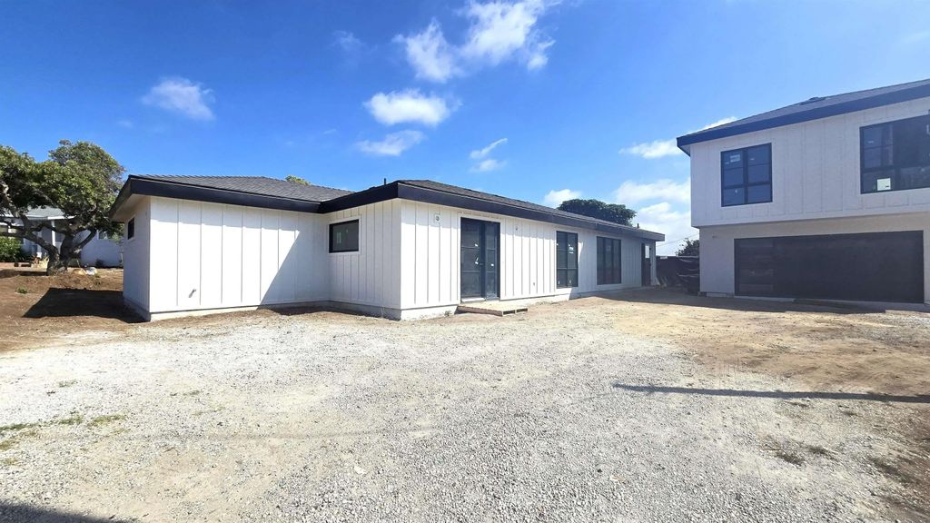 Photo of 227 Hill Dr, Vista, CA 92083 (MLS # 250040762)