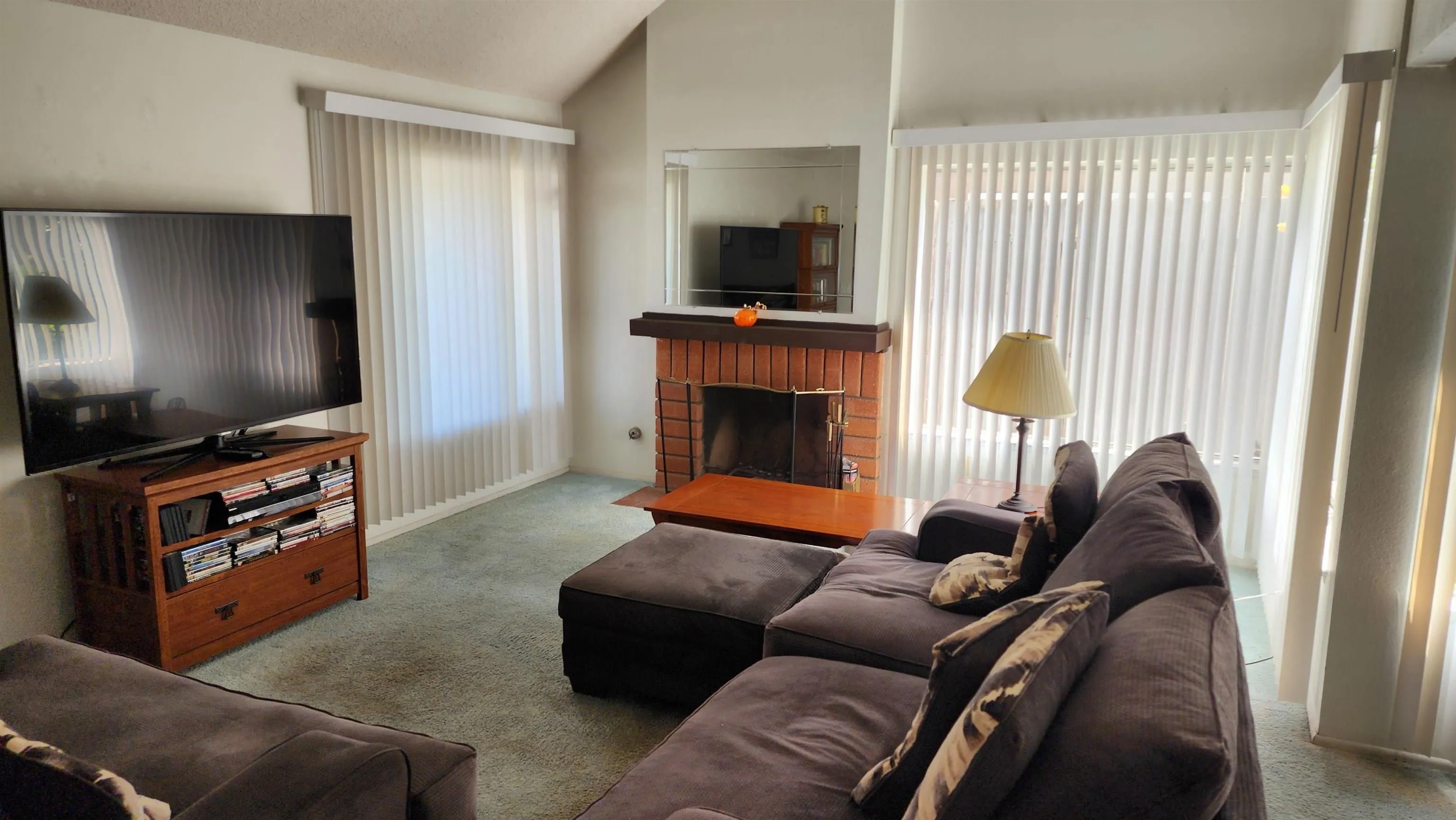 11136 Blythe Rd