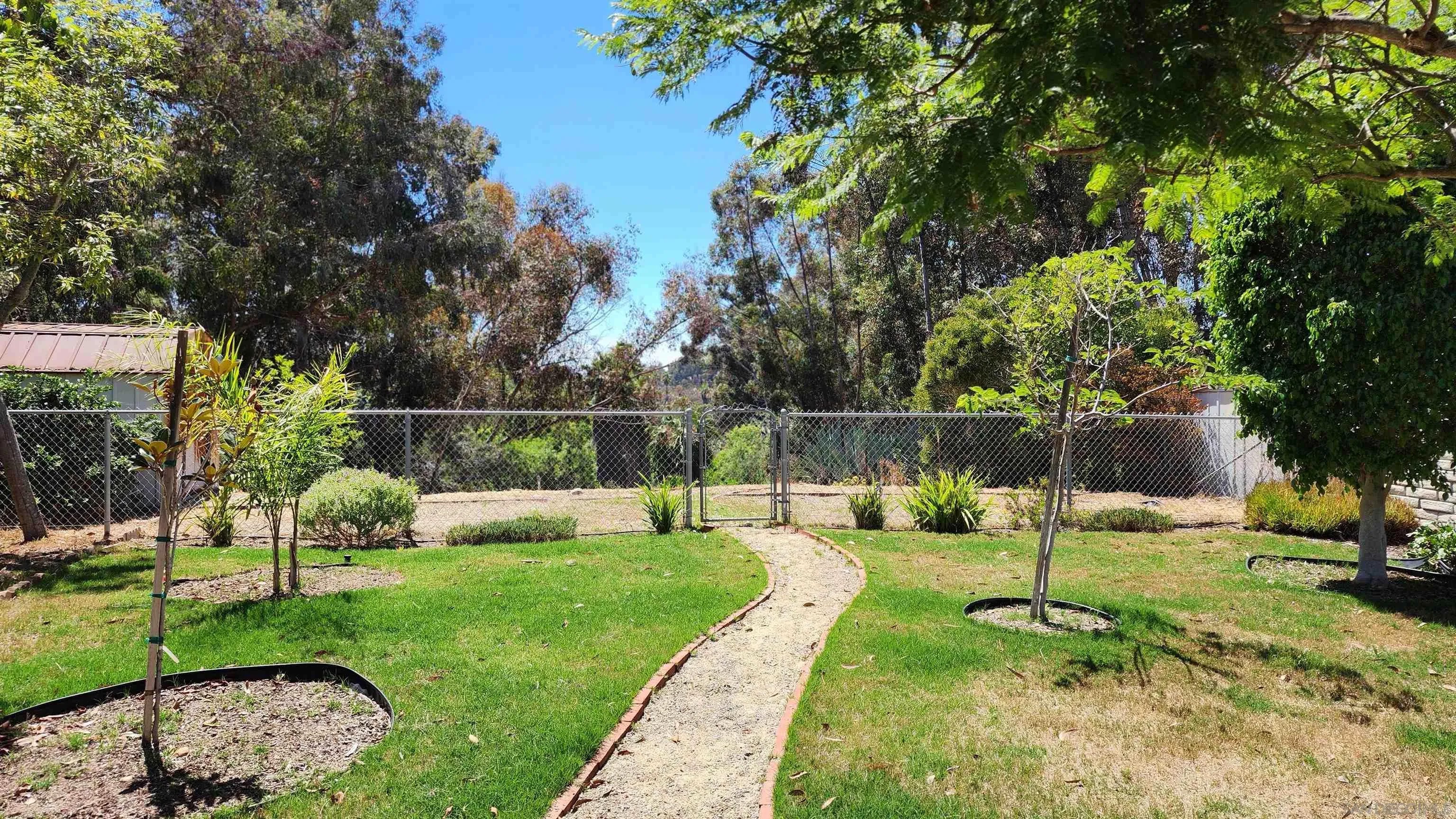 11136 Blythe Rd