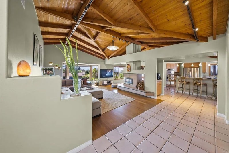 141 Helen Way