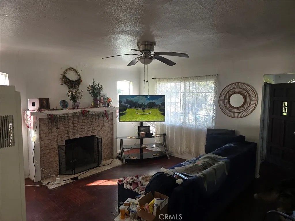 Photo of 4920 Stratford Rd, Los Angeles, CA 90042 (MLS # RS26044223)
