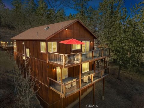 Photo of 1206 Minton Drive, Big Bear Lake, CA 92314 (MLS # ND25252766) Photo of 1206 Minton Drive, Big Bear Lake, CA 92314 (MLS # ND25252766)