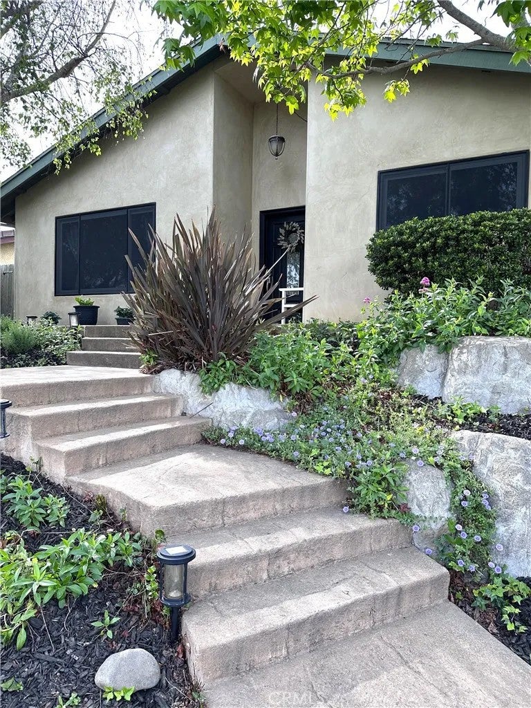 641 University Drive