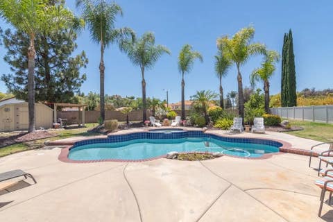 Photo of 30014 Milano RD, Temecula, CA 92591 (MLS # SW26147521)
