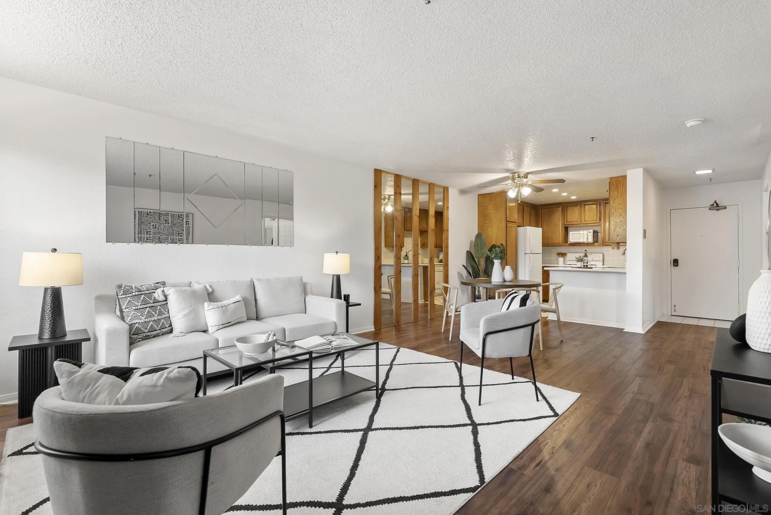5745 Friars Rd 81