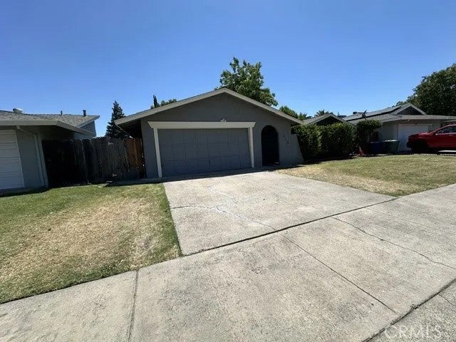 450 El Portal Drive