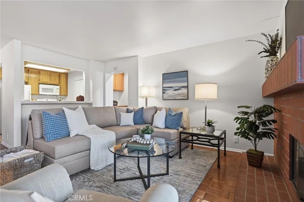 Photo of 2033 Majorca Drive, Oxnard, CA 93035 (MLS # SR25279907)