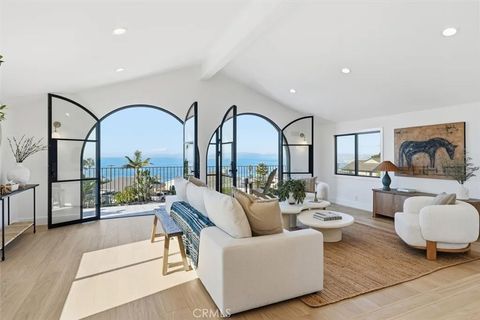 Photo of 406 Via Mesa Grande, Redondo Beach, CA 90277 (MLS # SB26000521)